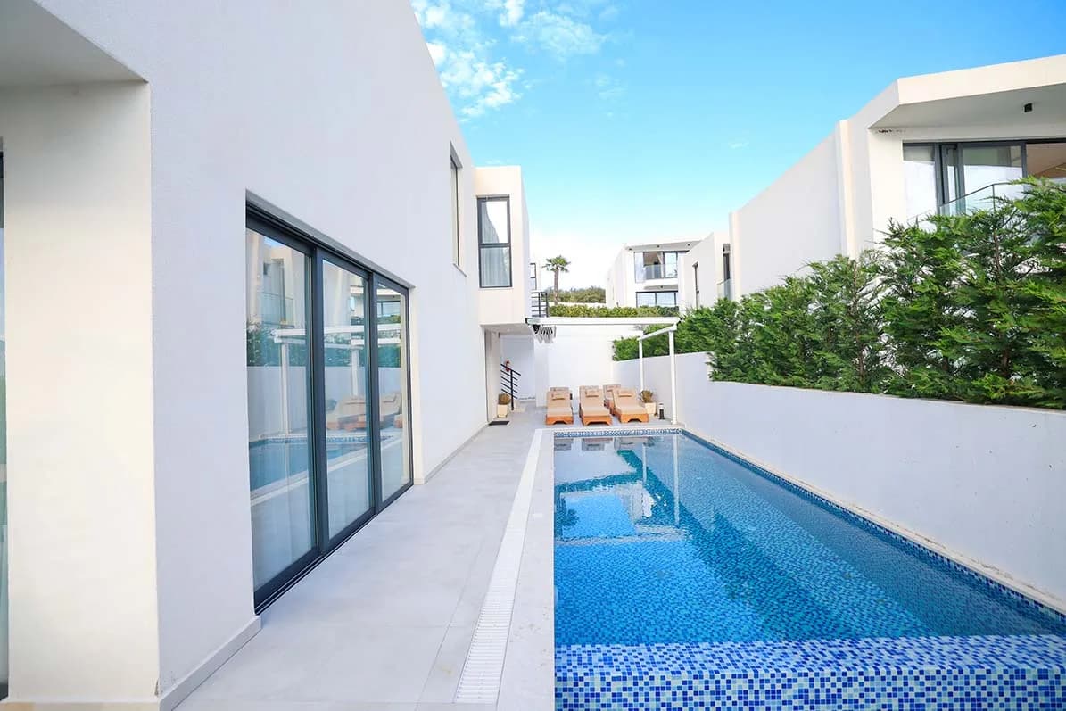 Sol Villa — Bathed in Adriatic light